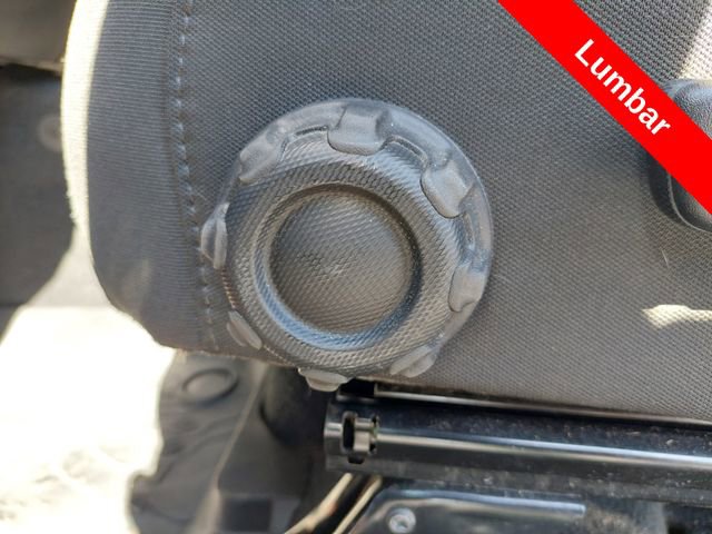 Used 2020 Jeep Wrangler Sport S image 13