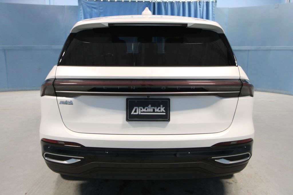 Used 2025 Lincoln Nautilus Premier image 34