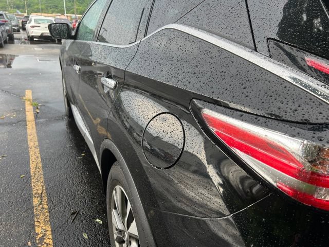 Used 2017 Nissan Murano SV w/ Premium Package AWD/4WD image 10