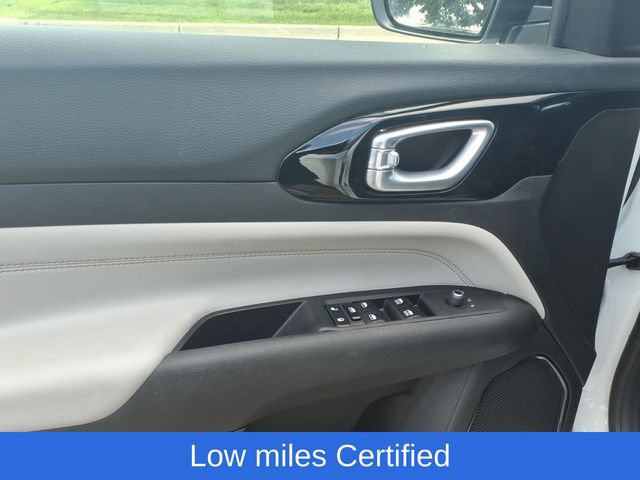 Certified 2024 Jeep Compass Limited AWD/4WD image 9