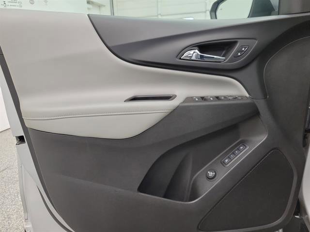 Used 2020 Chevrolet Equinox Premier image 17