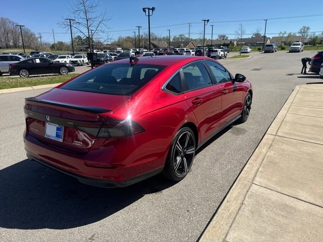 Used 2024 Honda Accord Sport image 4