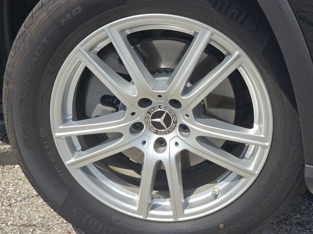 Certified 2026 Mercedes-Benz GLC 300 4MATIC image 11