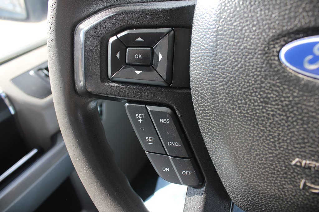 Used 2017 Ford F150 XLT w/ Trailer Tow Package image 13