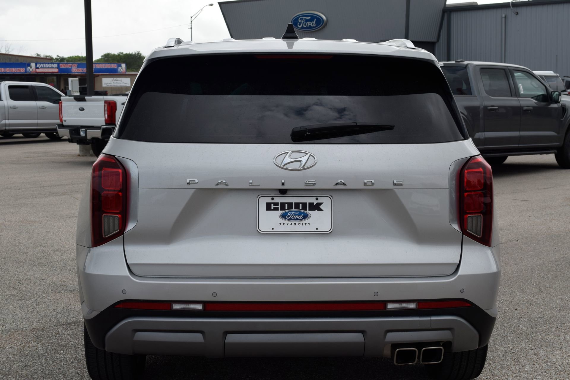 Used 2023 Hyundai Palisade Limited image 5