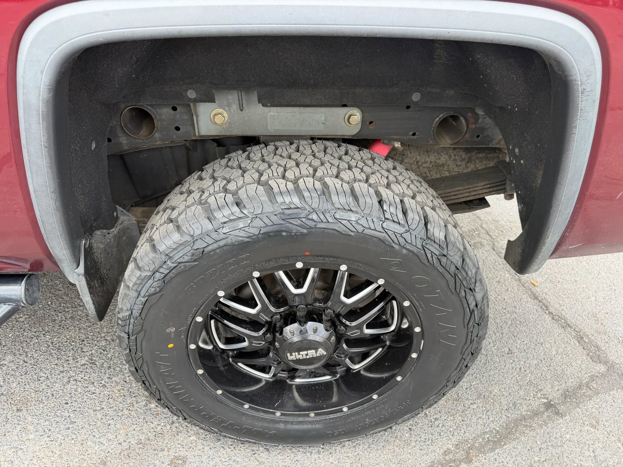 Used 2016 GMC Sierra 2500 Denali w/ Duramax Plus Package AWD/4WD image 18