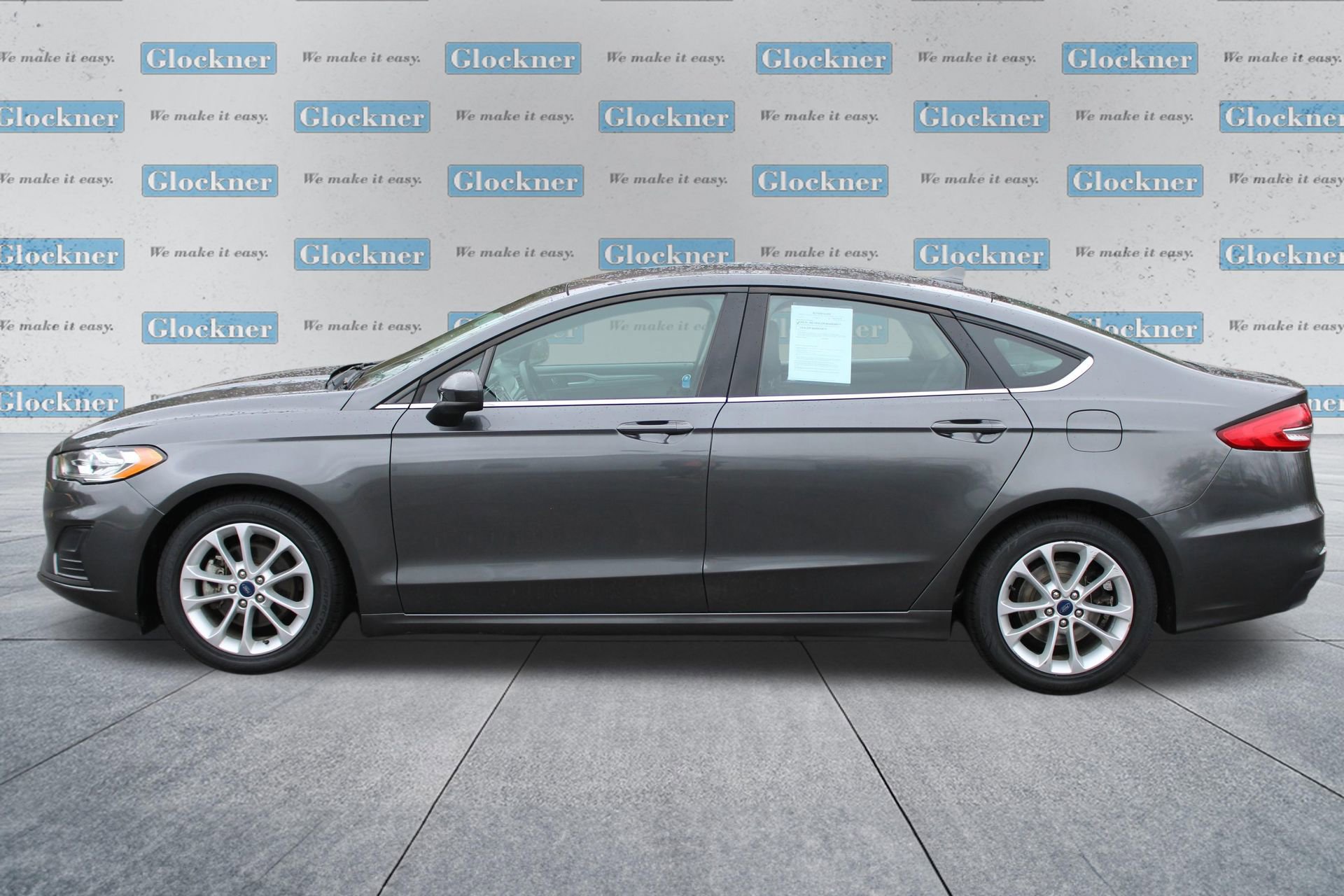 Used 2020 Ford Fusion SE image 10