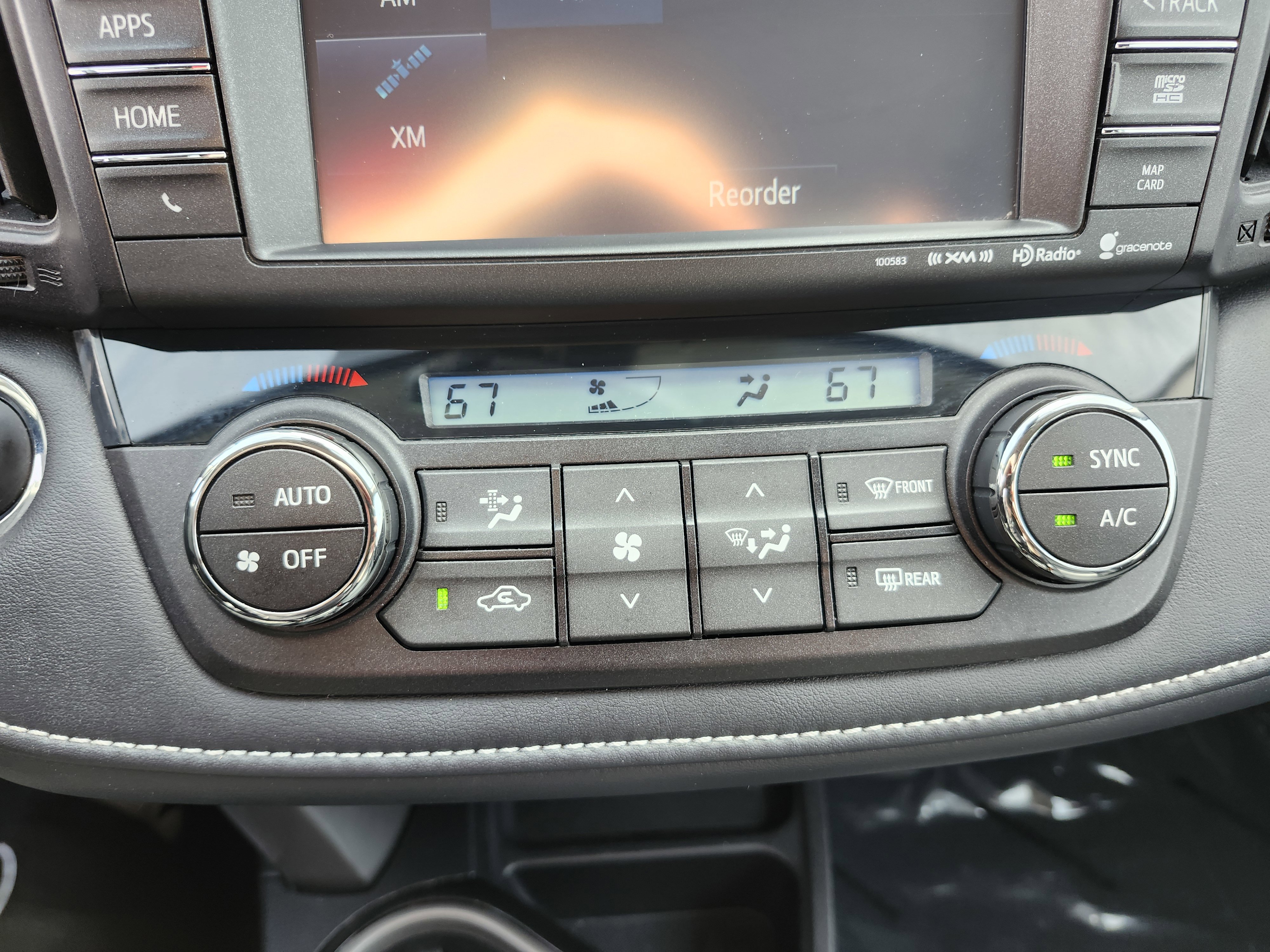 Used 2017 Toyota RAV4 Limited image 30