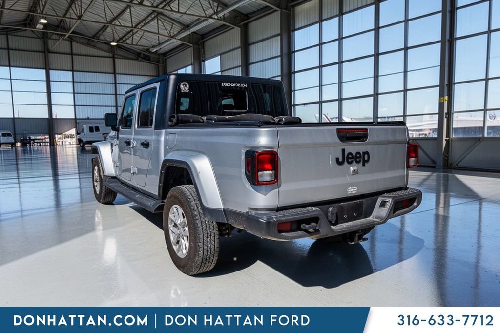 Used 2023 Jeep Gladiator Sport image 26