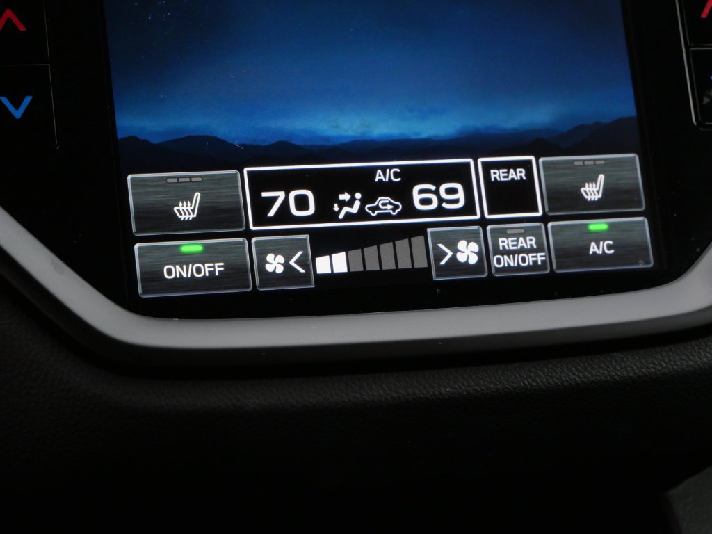 Used 2024 Subaru Ascent Onyx Edition AWD/4WD image 19