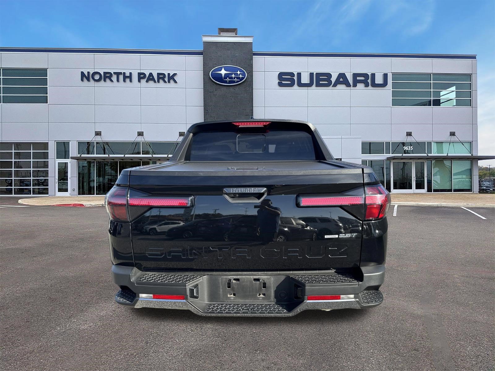 Used 2023 Hyundai Santa Cruz Limited w/ Cargo Package image 4