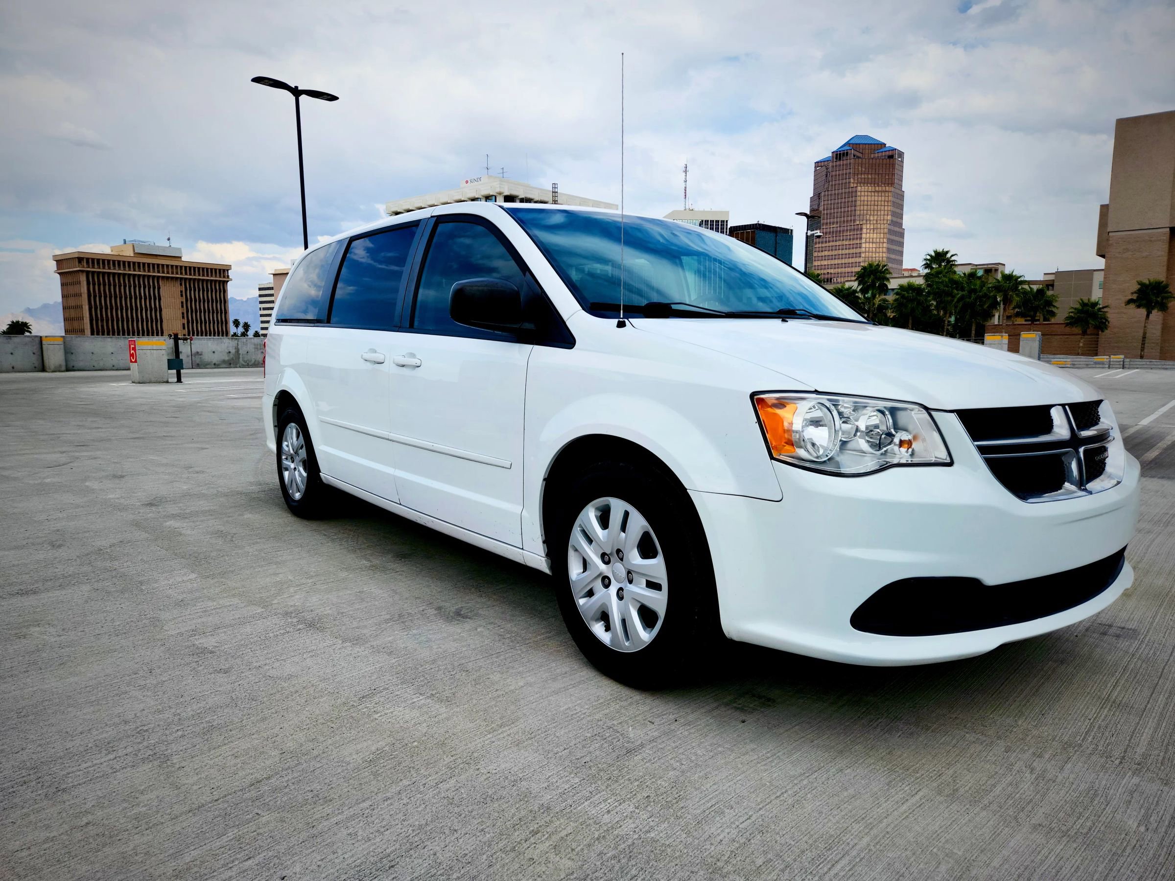 Used 2015 Dodge Grand Caravan SE w/ Quick Order Package 29E SE image 7