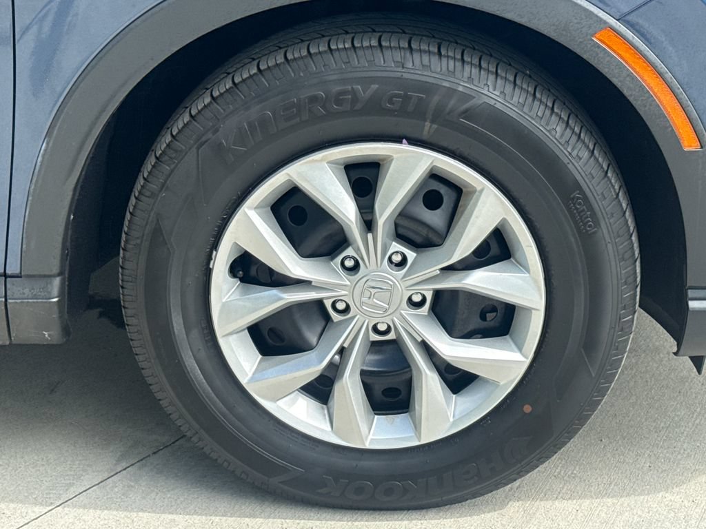 Certified 2025 Honda CR-V LX image 11