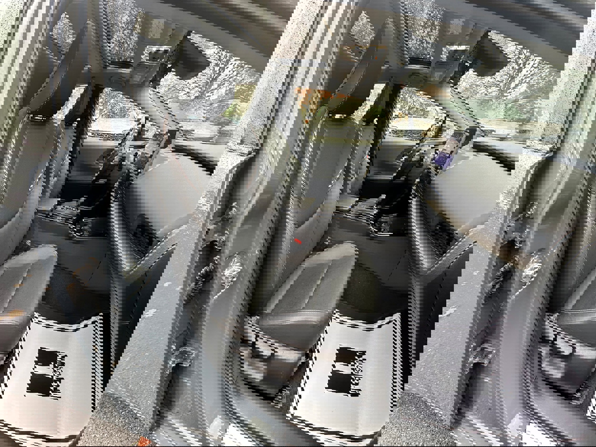 Used 2023 Toyota Prius LE image 20