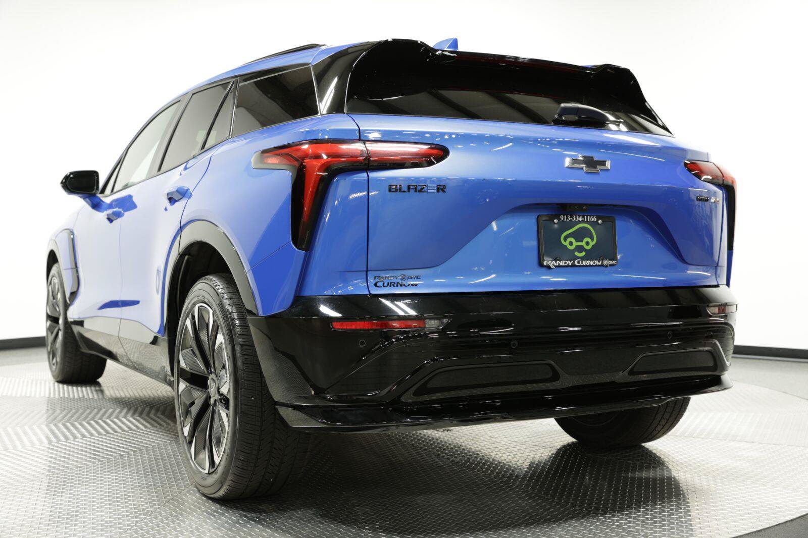 Certified 2024 Chevrolet Blazer EV RS AWD/4WD image 29