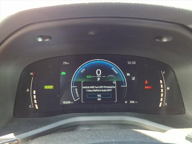 Used 2025 Toyota Camry SE image 13