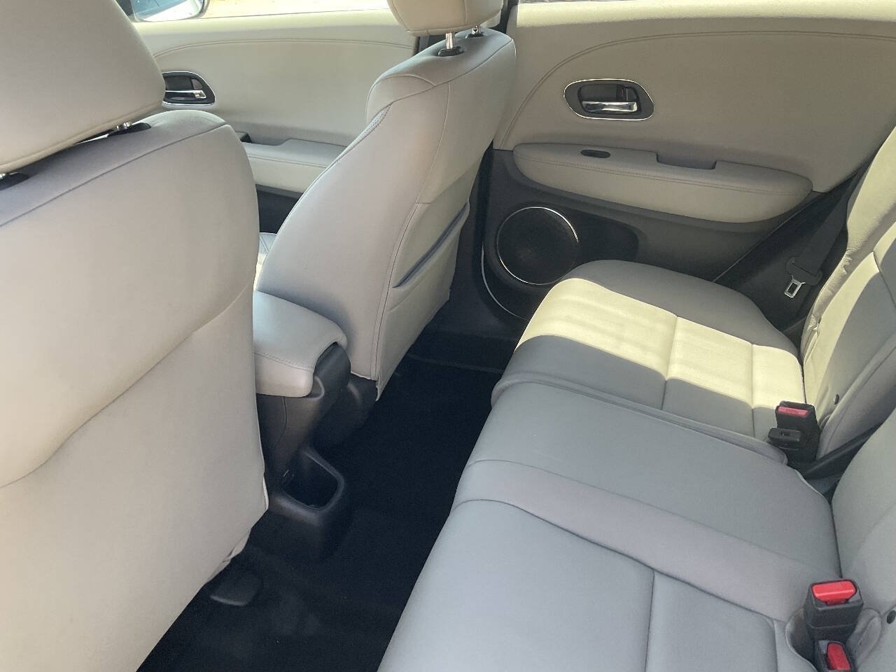 Used 2016 Honda HR-V EX-L image 12