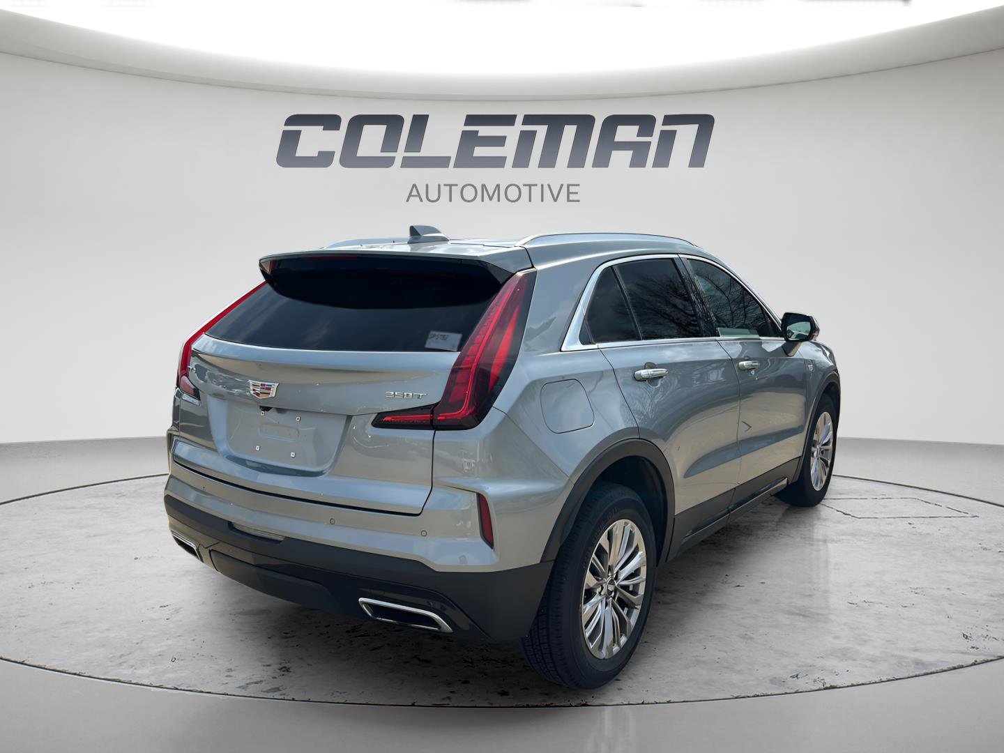 Used 2024 Cadillac XT4 Premium Luxury FWD image 5