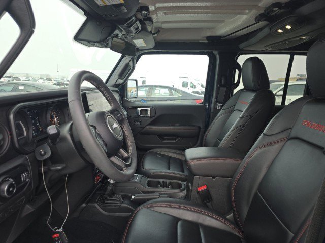 Certified 2025 Jeep Wrangler Unlimited Rubicon w/ Safety Group image 6