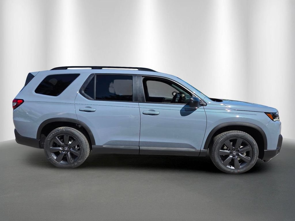 New 2026 Honda Pilot Sport image 8