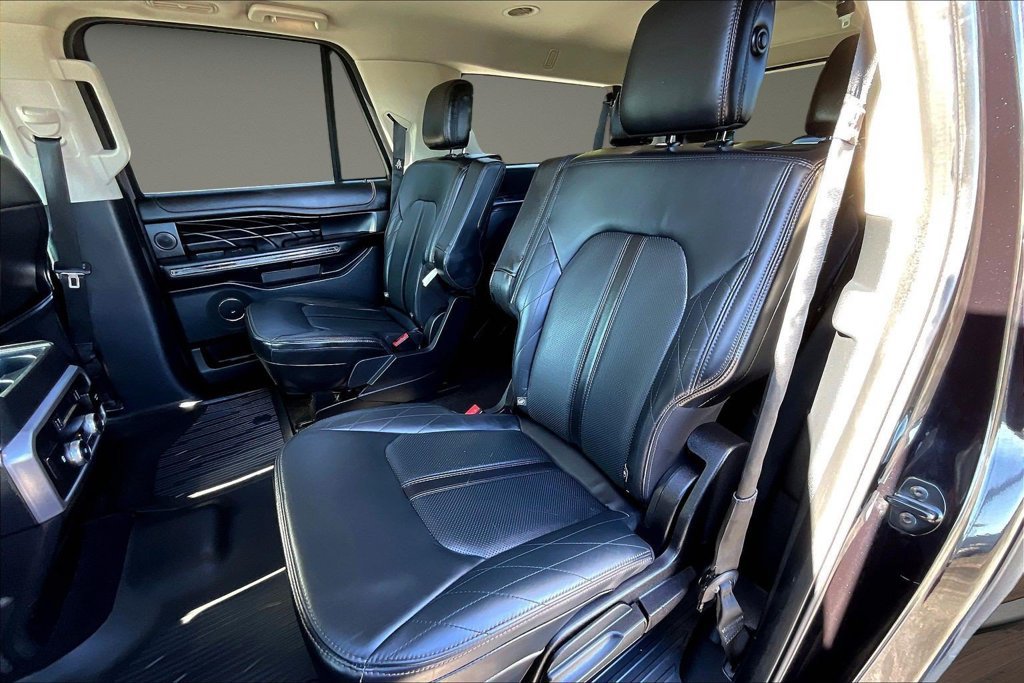 Used 2020 Ford Expedition Max Platinum AWD/4WD image 25