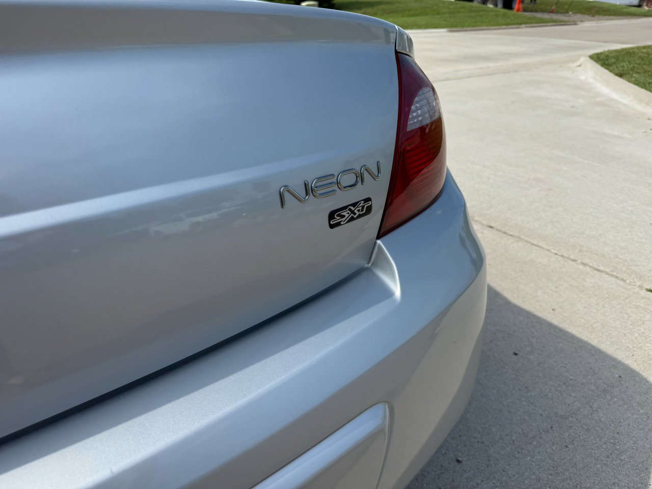 Used 2005 Dodge Neon SXT image 8