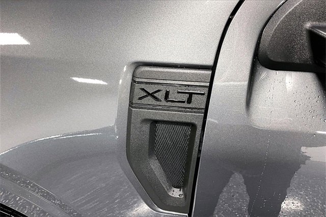 New 2026 Ford Maverick XLT w/ Equipment Group 301A image 9