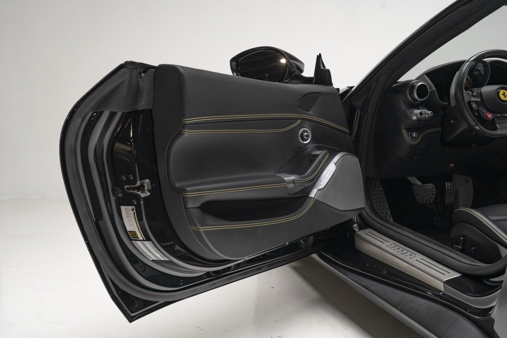 Used 2019 Ferrari Portofino image 68