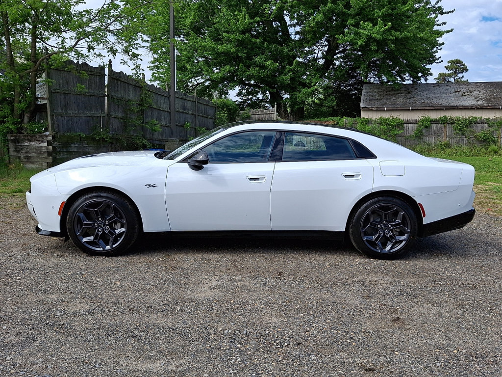 New 2026 Dodge Charger R/T AWD/4WD image 8