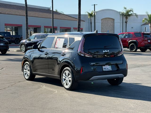 Used 2024 Kia Soul LX FWD image 8
