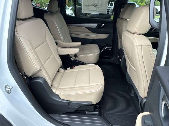 New 2026 Buick Enclave Preferred w/ LPO, Floor Liner Package image 27