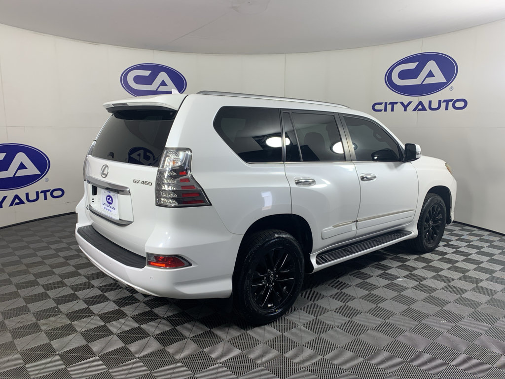 Used 2014 Lexus GX 460 w/ Premium Package AWD/4WD image 3