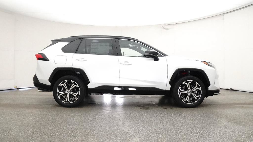 New 2025 Toyota RAV4 XSE w/ Premium Package AWD/4WD image 30
