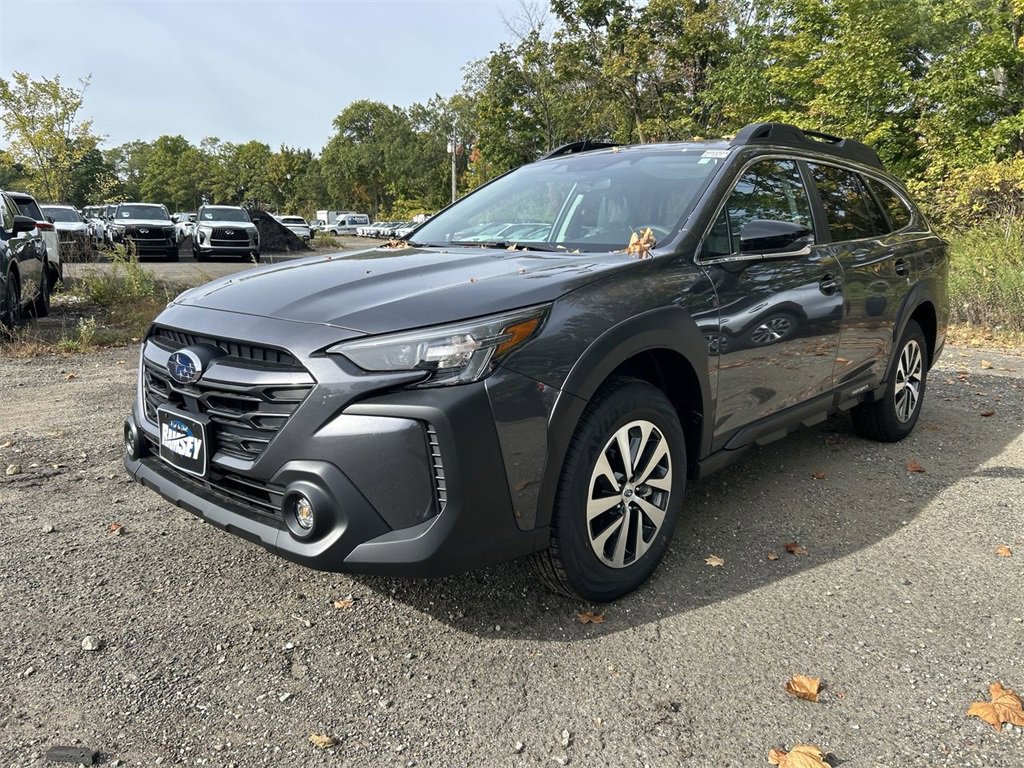 New 2025 Subaru Outback Premium image 4