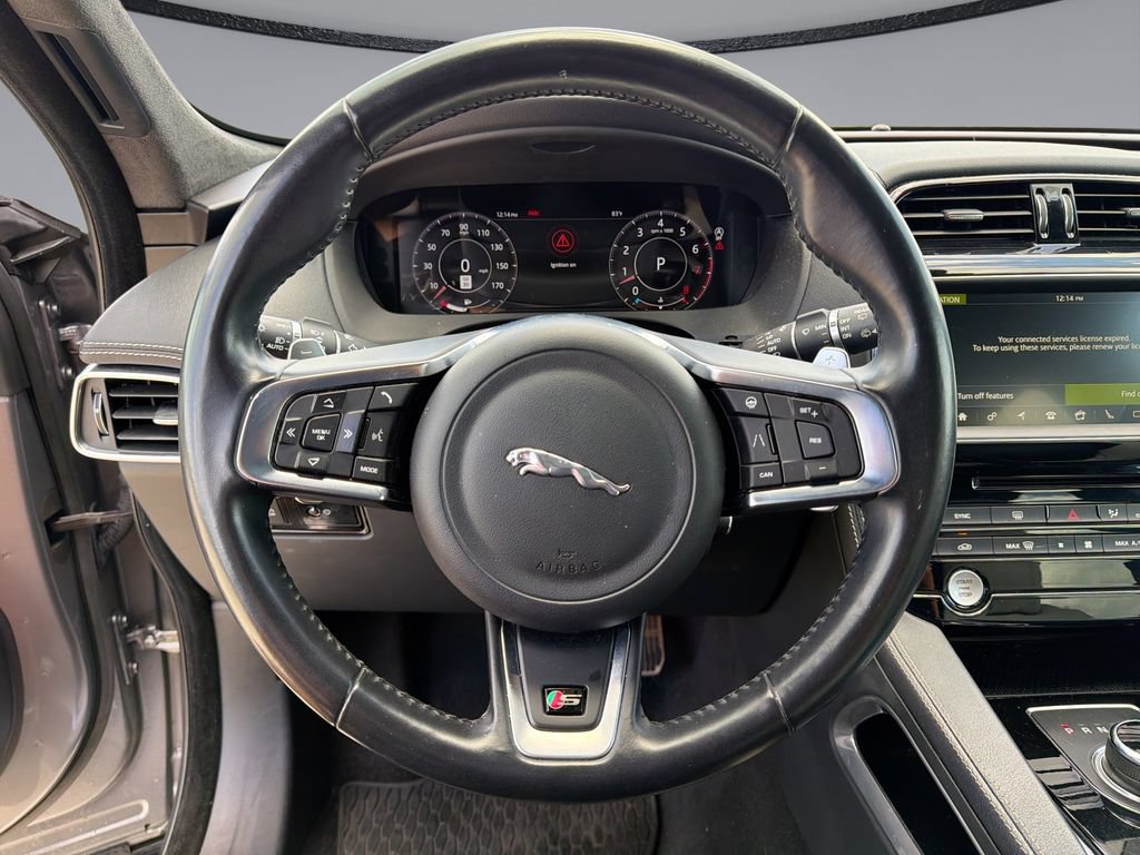 Used 2020 Jaguar F-PACE S AWD/4WD image 21