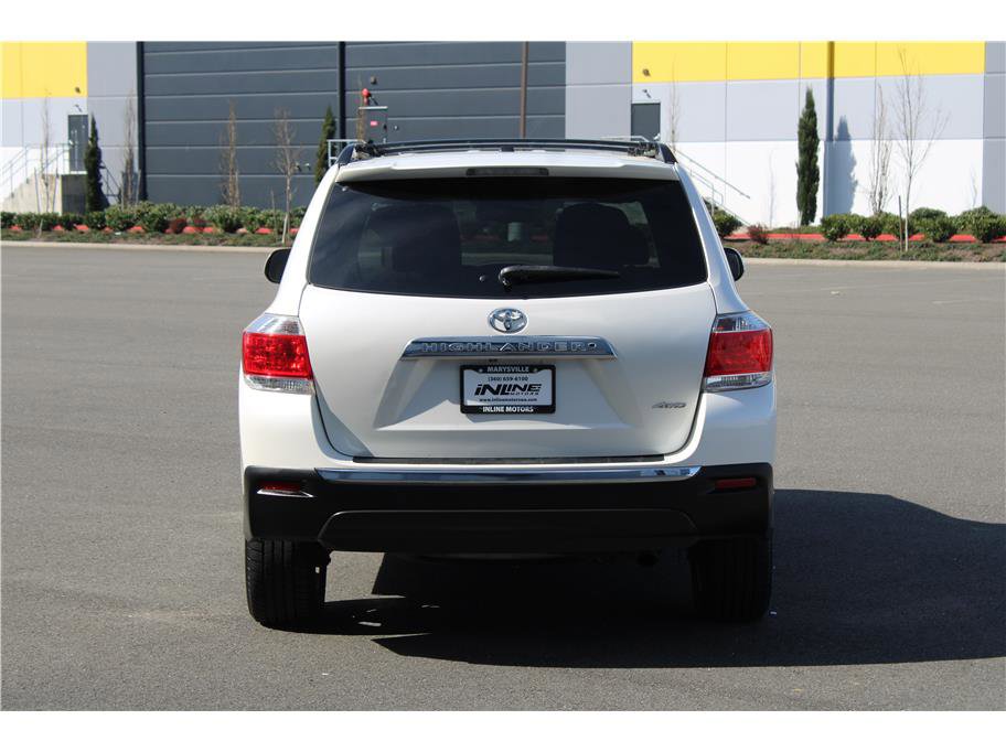 Used 2013 Toyota Highlander Limited image 3