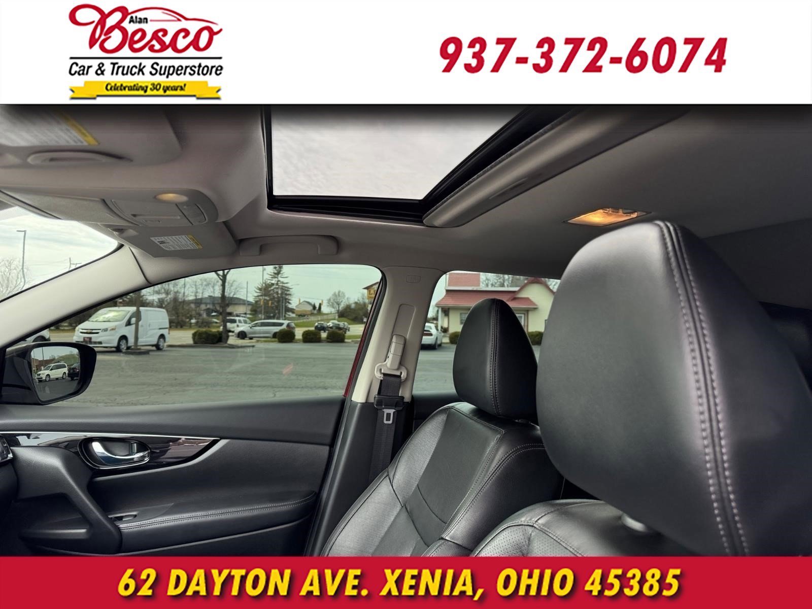 Used 2018 Nissan Rogue Sport SL w/ SL Premium Package image 11