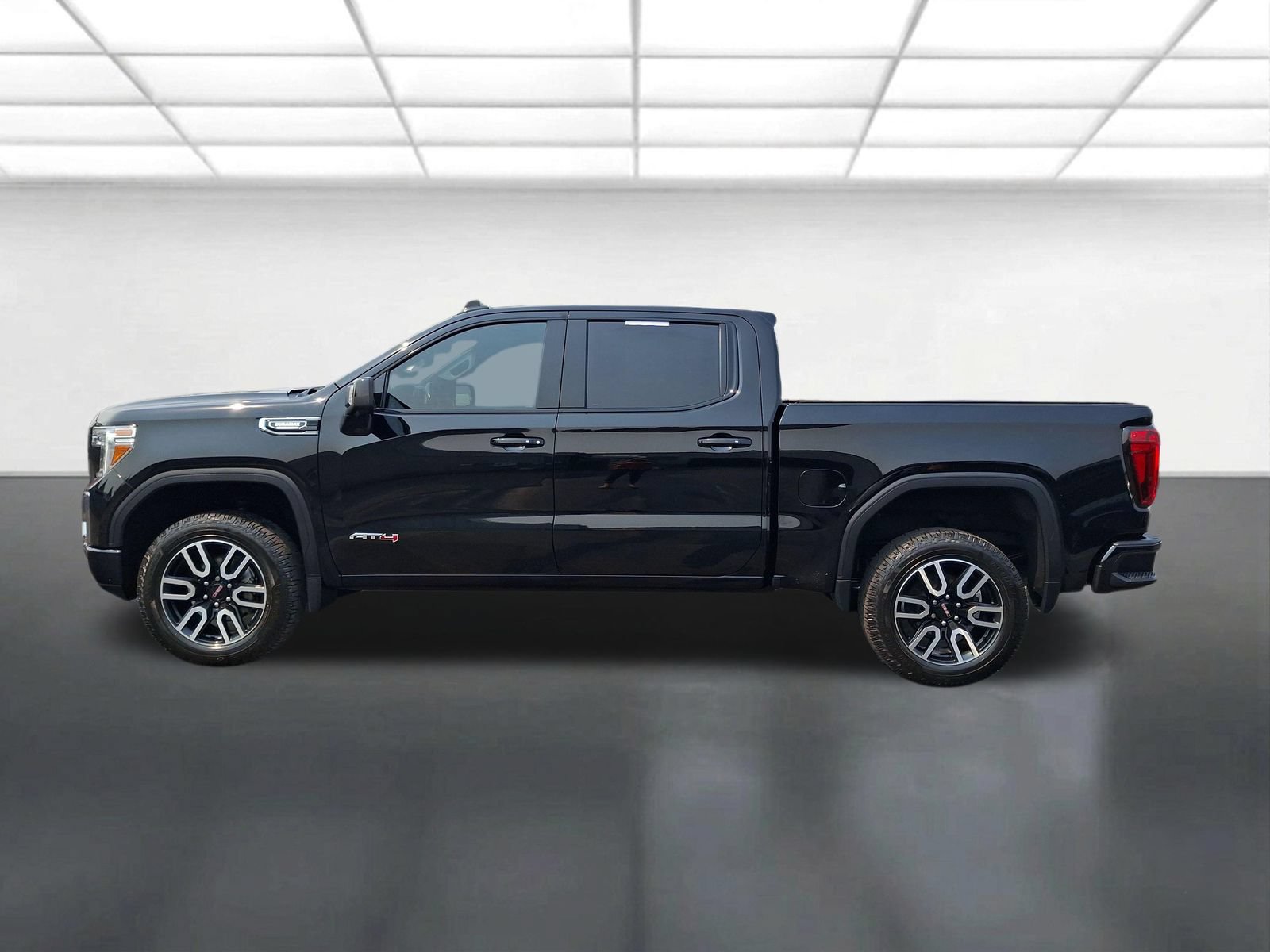 Used 2021 GMC Sierra 1500 AT4 w/ AT4 Preferred Package AWD/4WD image 6