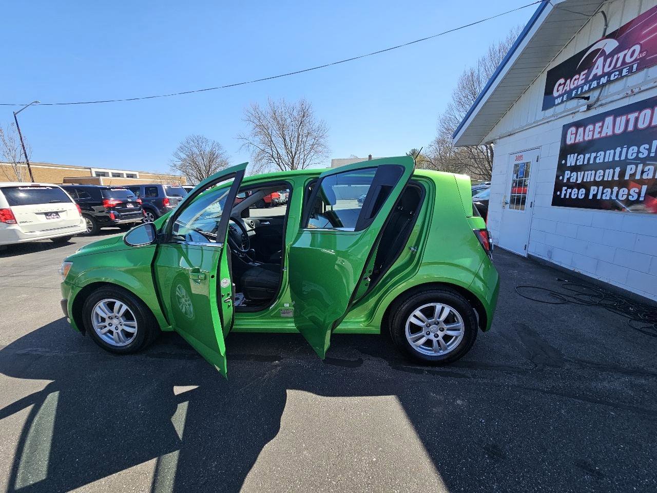 Used 2016 Chevrolet Sonic LT w/ Driver Confidence Package FWD image 20