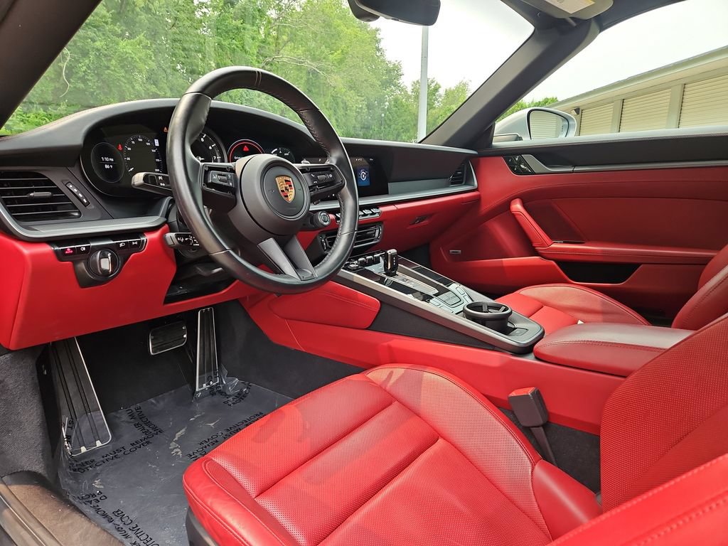 Certified 2020 Porsche 911 Carrera 4S AWD/4WD image 4