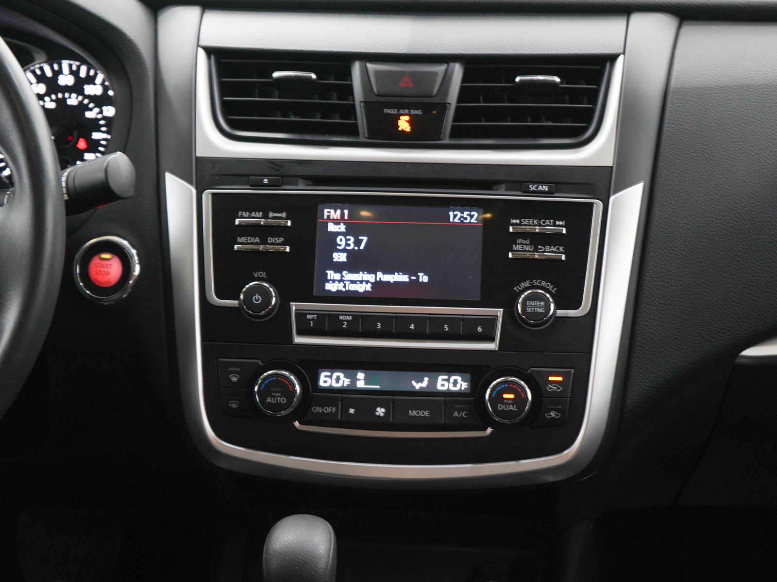 Used 2017 Nissan Altima 2.5 SV FWD image 15