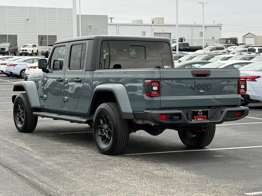 Used 2025 Jeep Gladiator Willys image 6