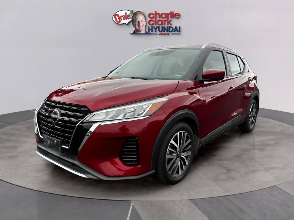 Used 2022 Nissan Kicks SV