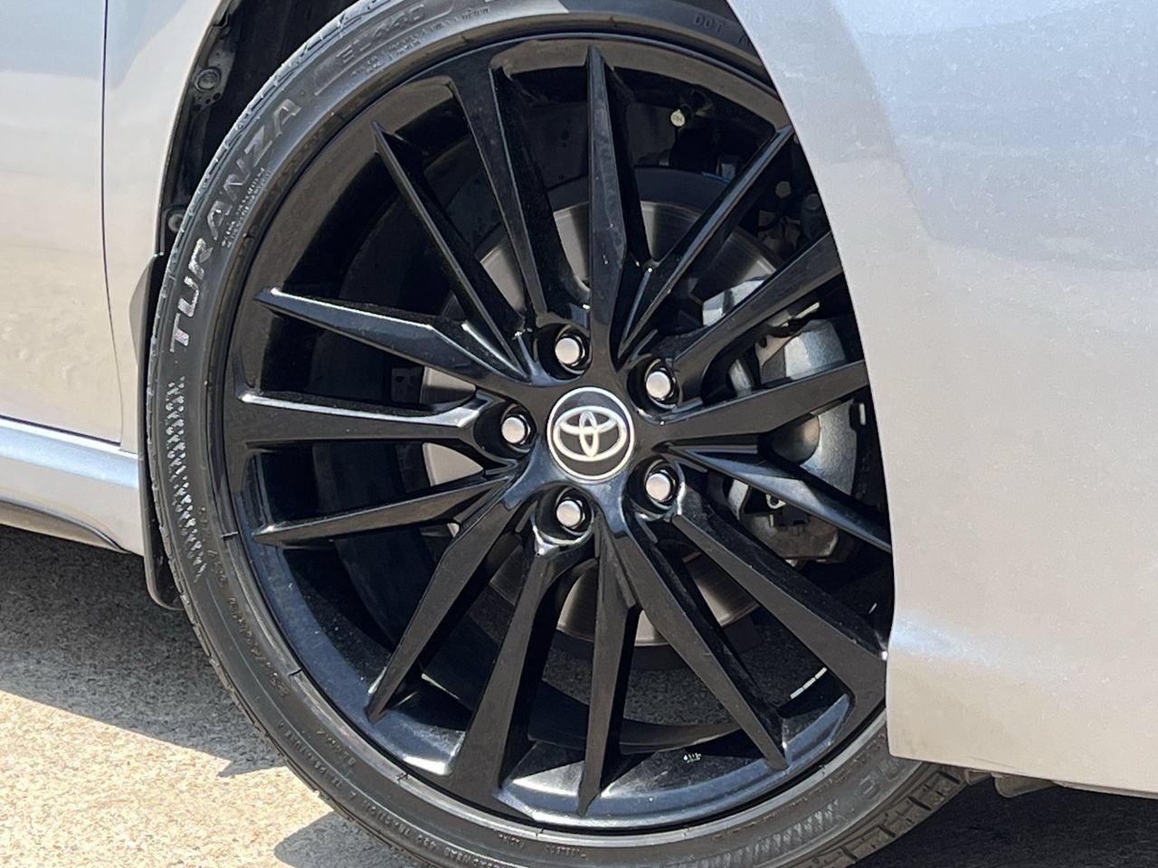 Used 2023 Toyota Camry XSE FWD image 27