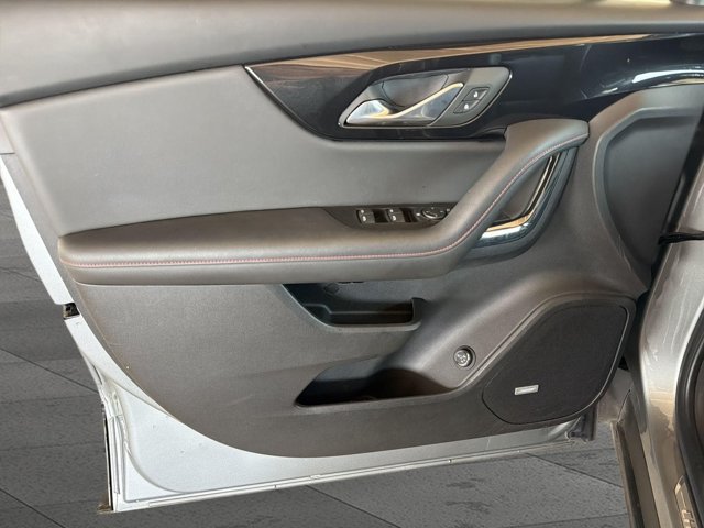 Used 2023 Chevrolet Blazer RS FWD image 8