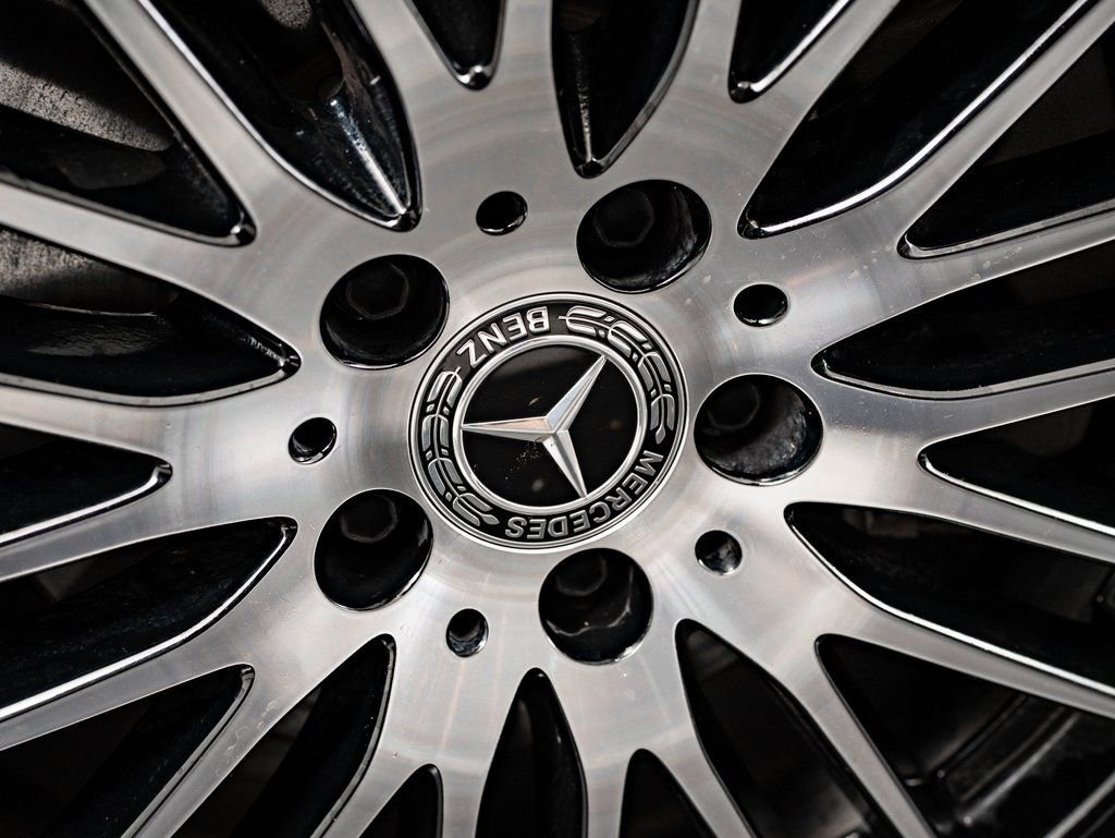 Certified 2025 Mercedes-Benz C 300 4MATIC Sedan image 8