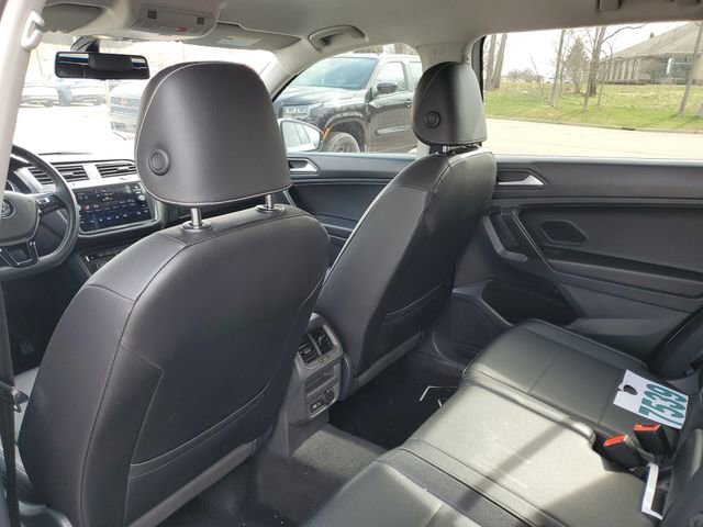 Used 2021 Volkswagen Tiguan SE AWD/4WD image 26