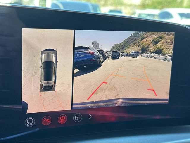 New 2026 Cadillac Lyriq V AWD/4WD image 25