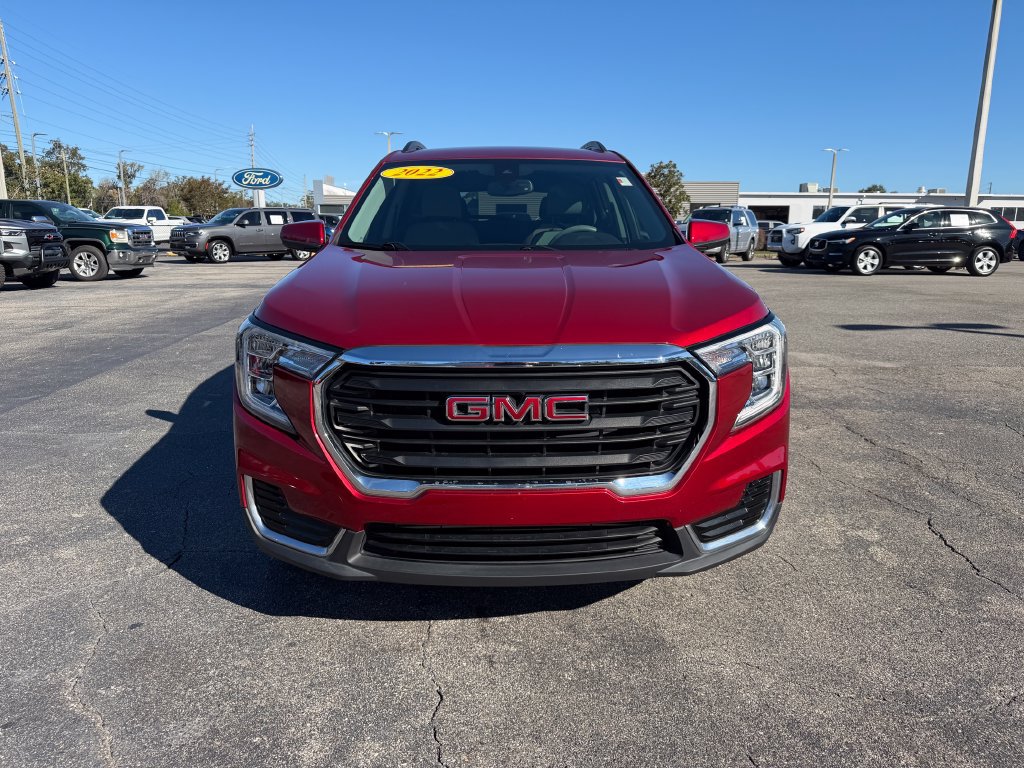 Used 2022 GMC Terrain SLE w/ Driver Convenience Package AWD/4WD image 6