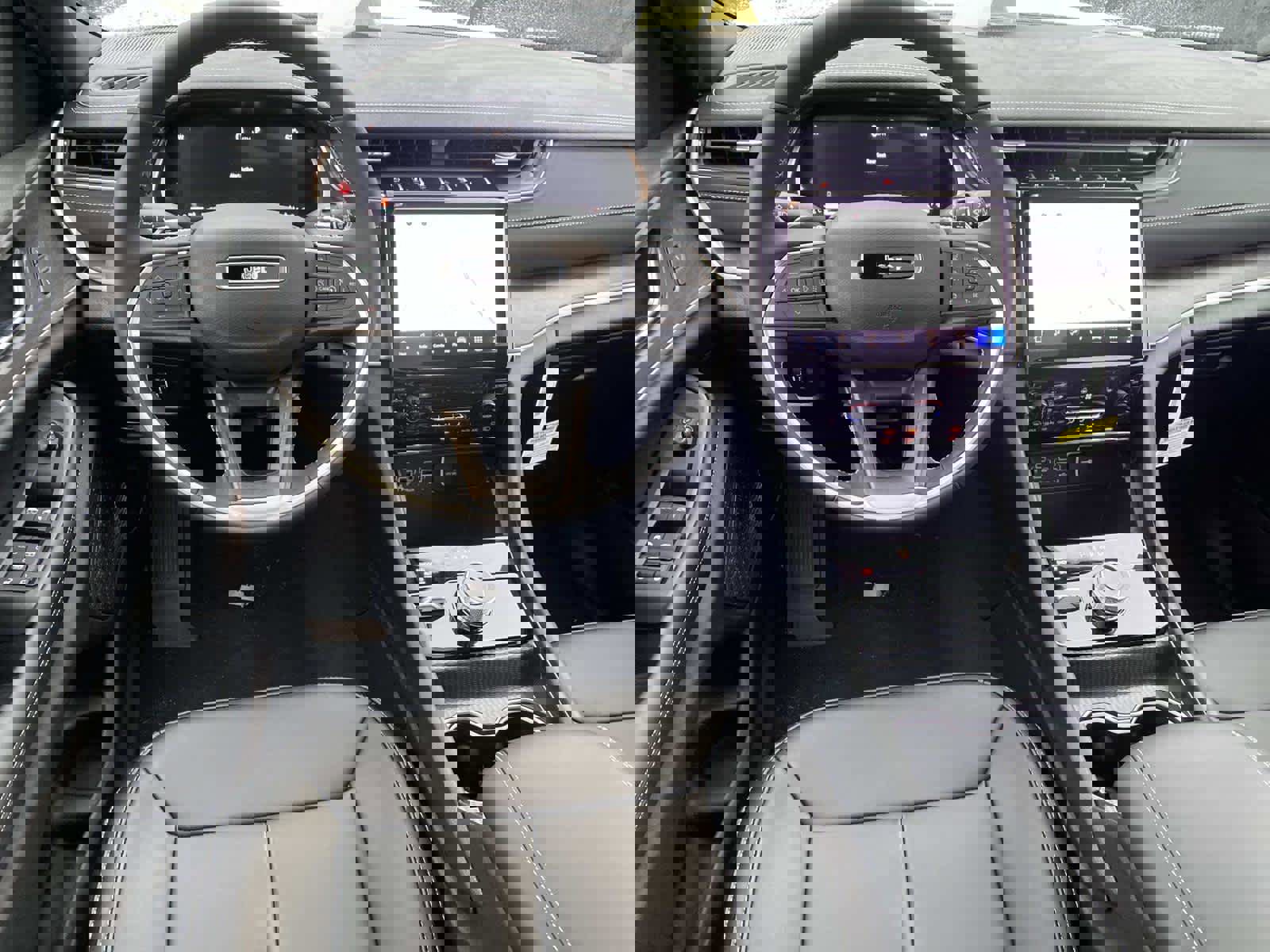 New 2025 Jeep Grand Cherokee Limited image 8